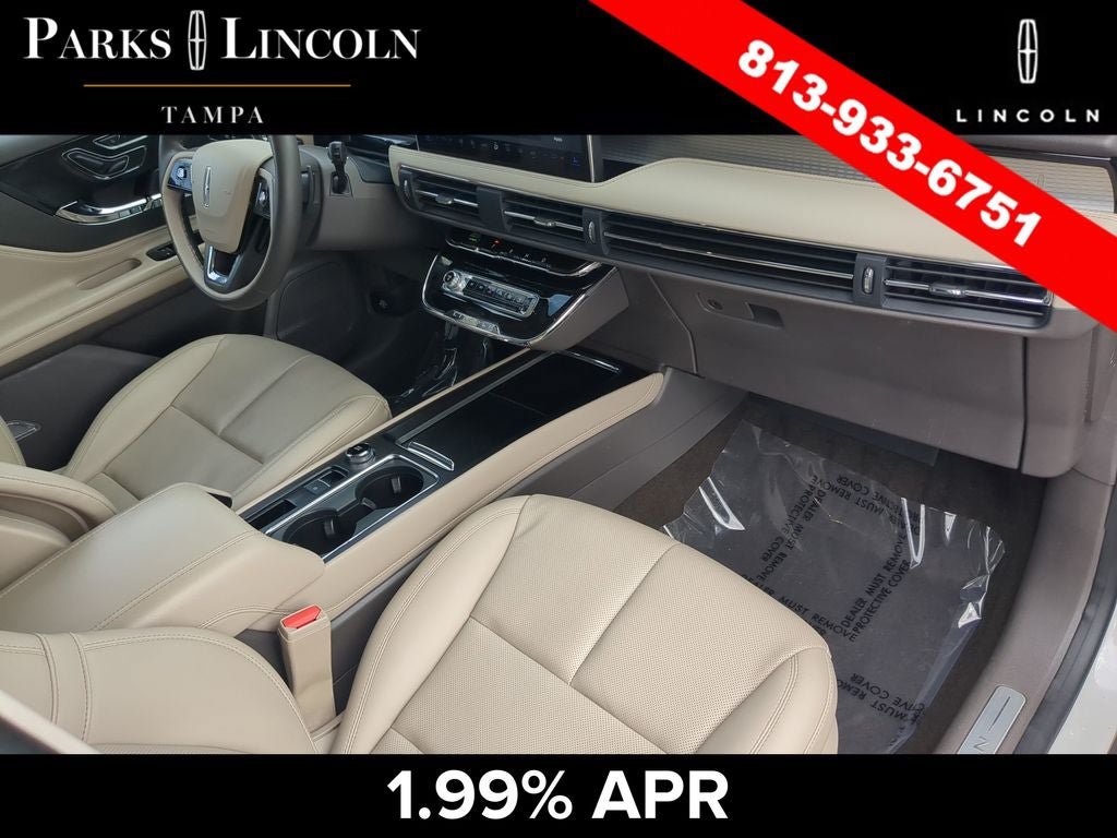 Certified 2023 Lincoln Corsair FWD w/ Equipment Group 101A image 10