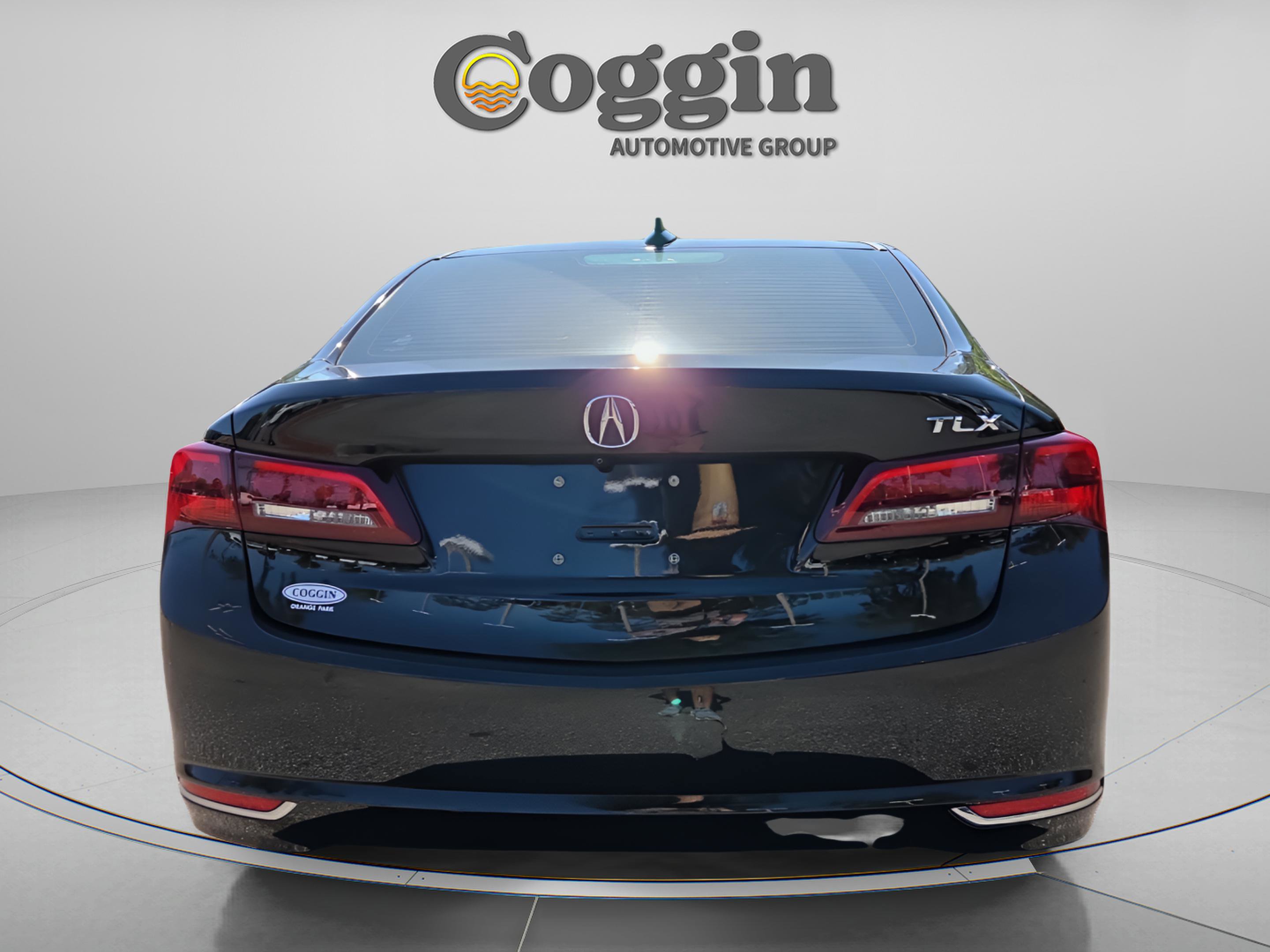 Used 2017 Acura TLX FWD image 4