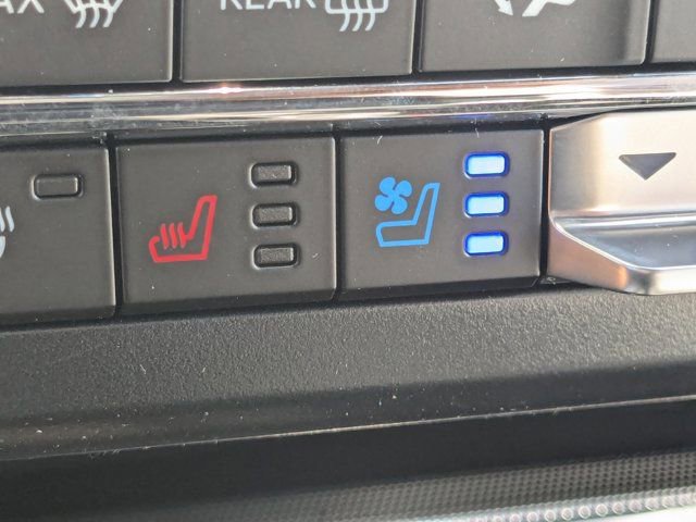 New 2026 Ford F450 King Ranch w/ FX4 Off-Road Package image 24
