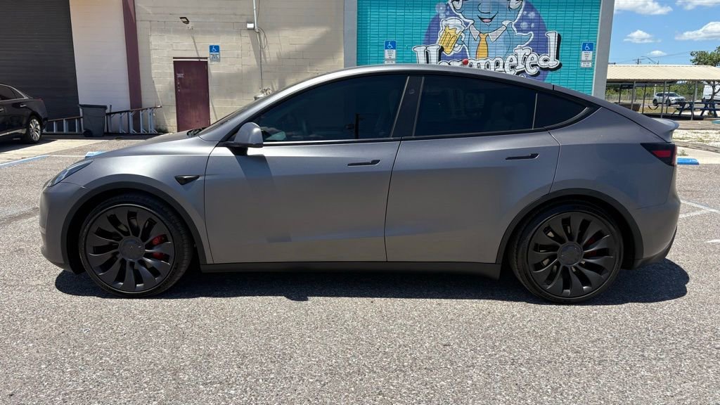 Used 2023 Tesla Model Y Performance AWD/4WD image 6