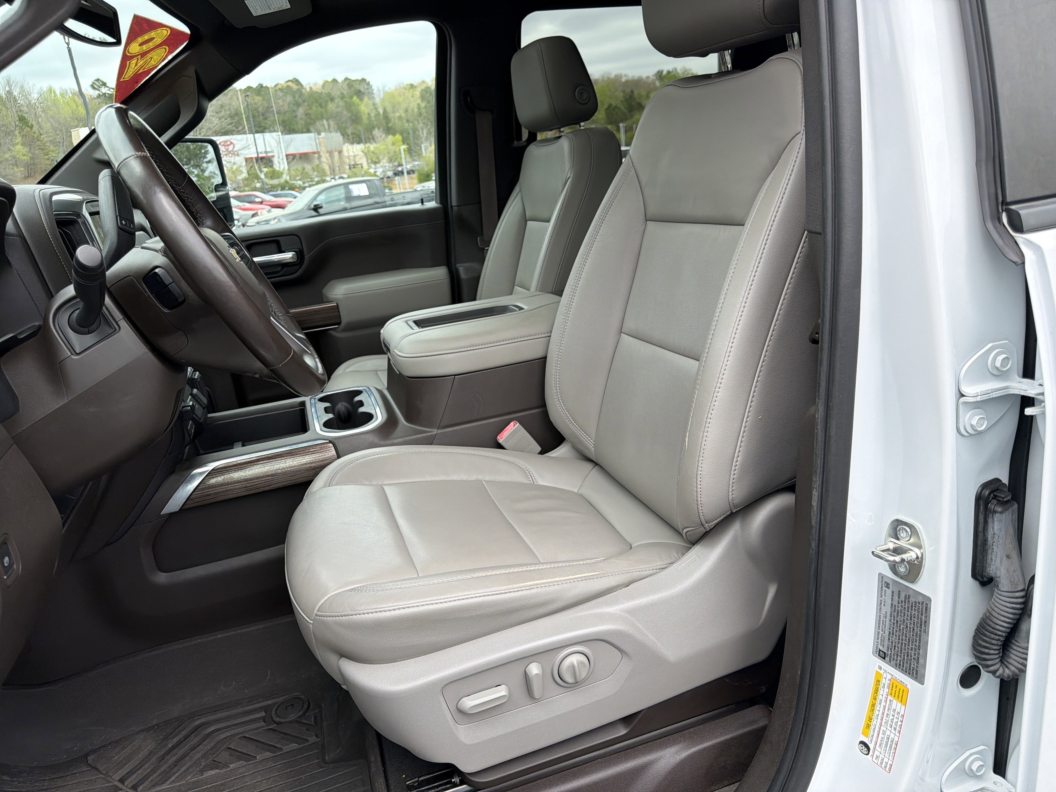 Used 2020 Chevrolet Silverado 2500 LT w/ All Star Edition image 9