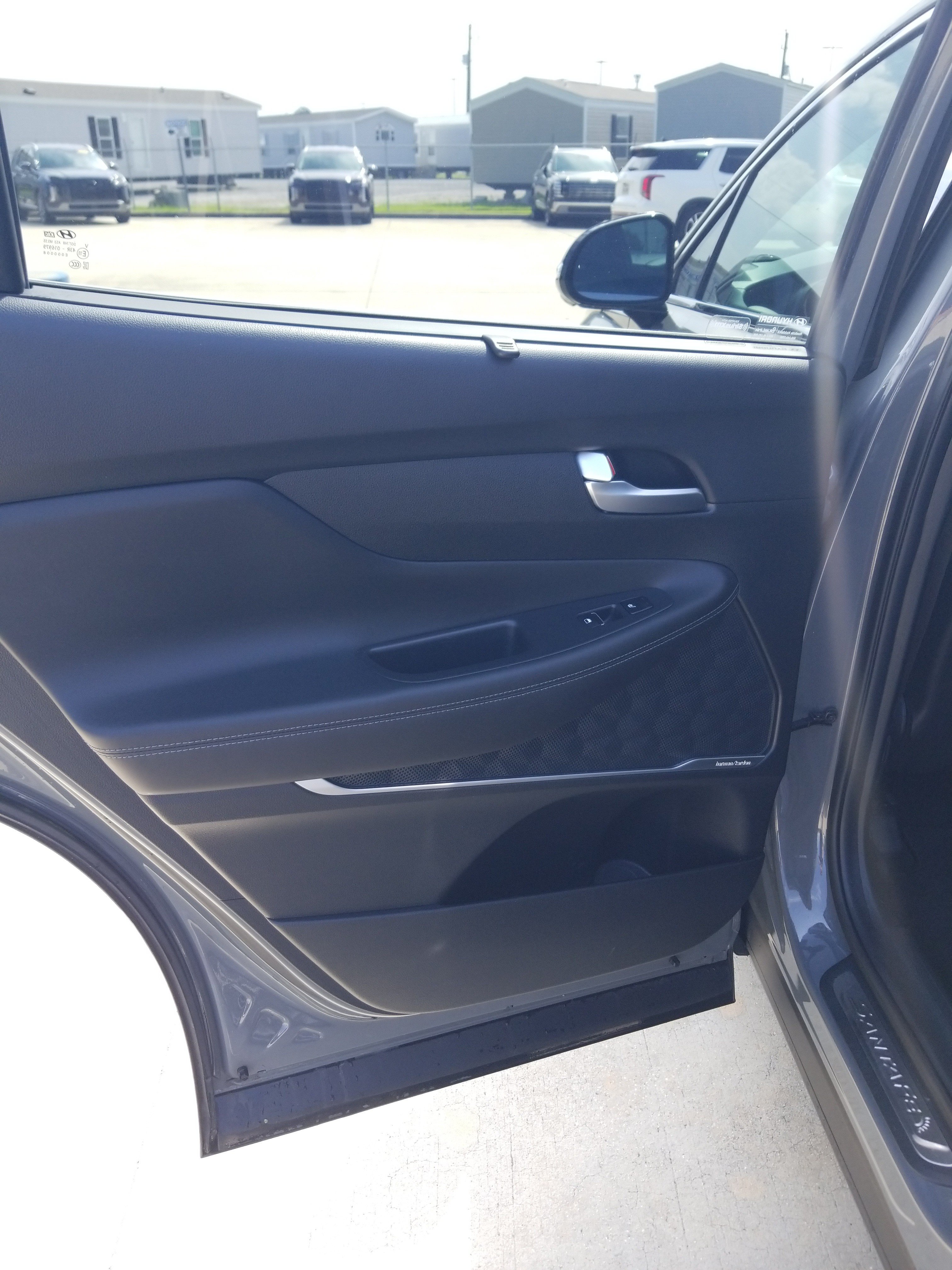 Used 2021 Hyundai Santa Fe Limited FWD image 11