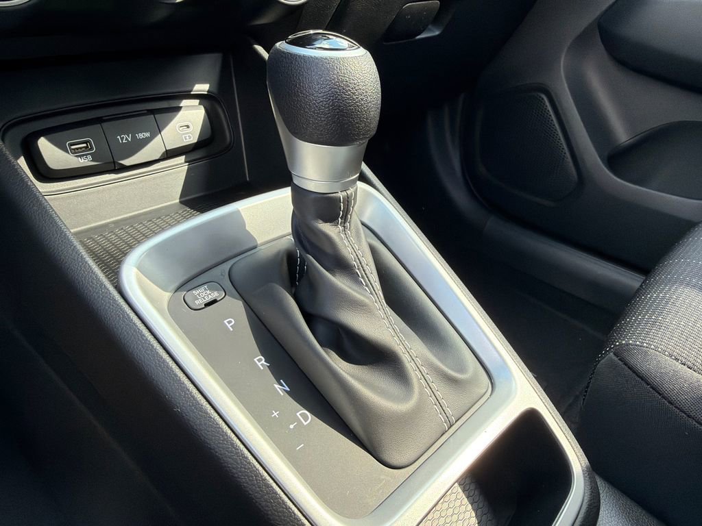 New 2026 Hyundai Venue SE image 30