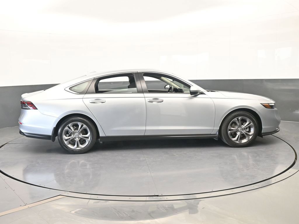 Used 2024 Honda Accord EX image 7