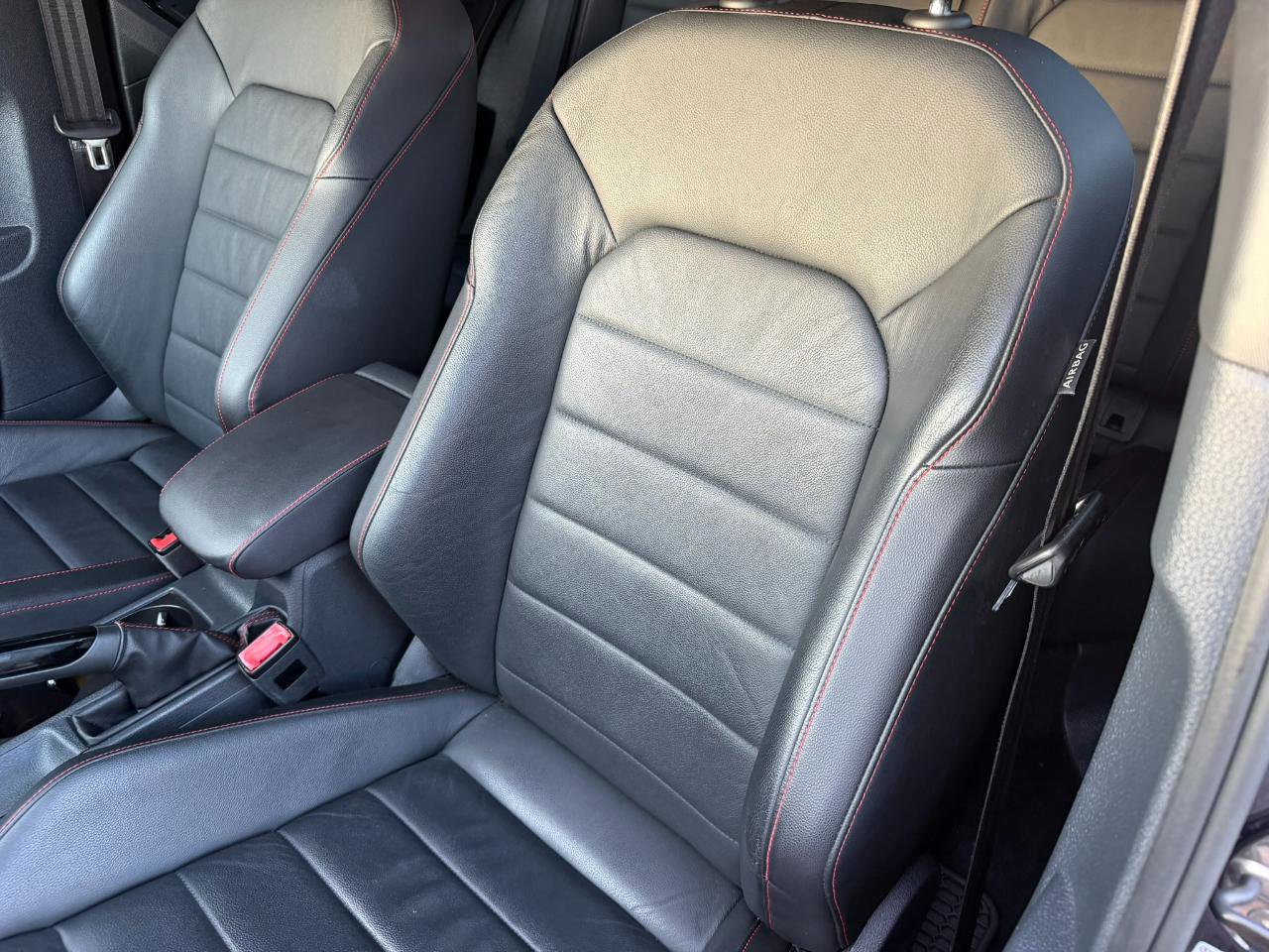 Used 2017 Volkswagen GTI Autobahn FWD image 24