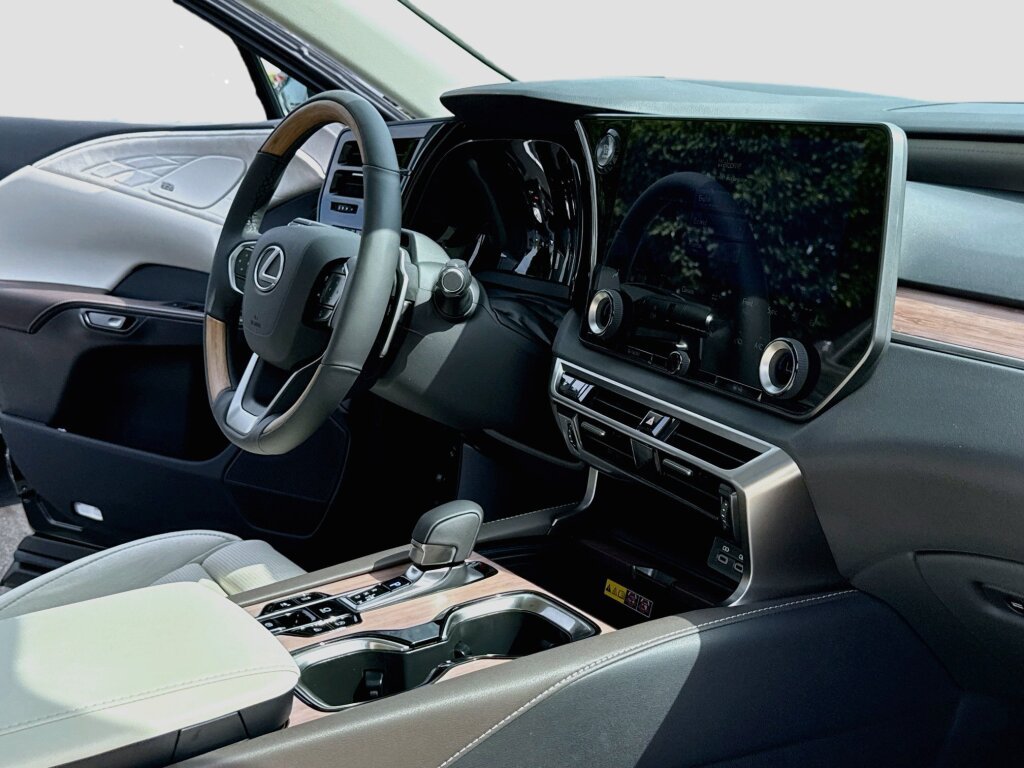 New 2026 Lexus RX 350 AWD w/ Convenience Package image 6