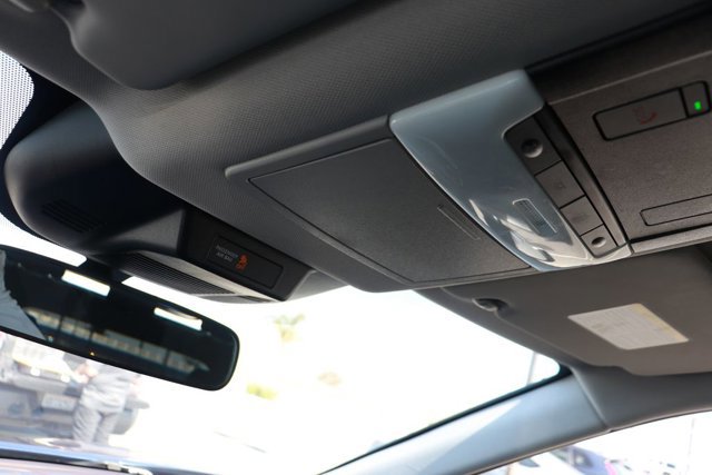 Used 2023 Nissan Rogue SV image 25