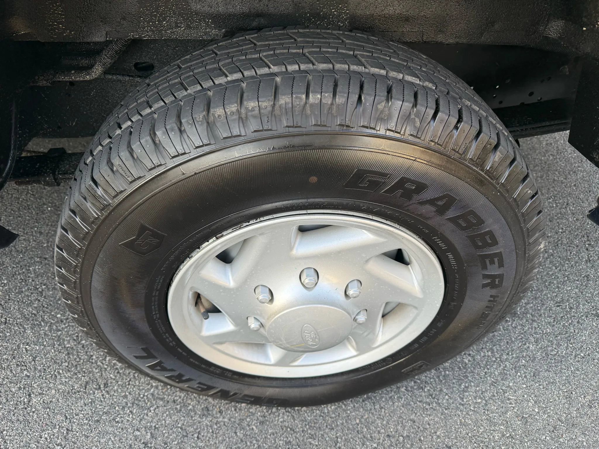 Used 2008 Ford E-350 and Econoline 350 XLT image 15