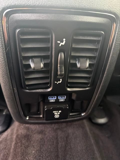 Used 2019 Jeep Grand Cherokee Limited AWD/4WD image 10