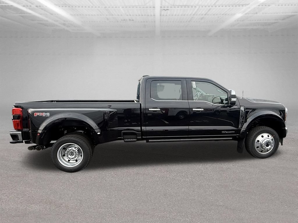 New 2026 Ford F450 Lariat w/ Lariat Ultimate Package AWD/4WD image 2