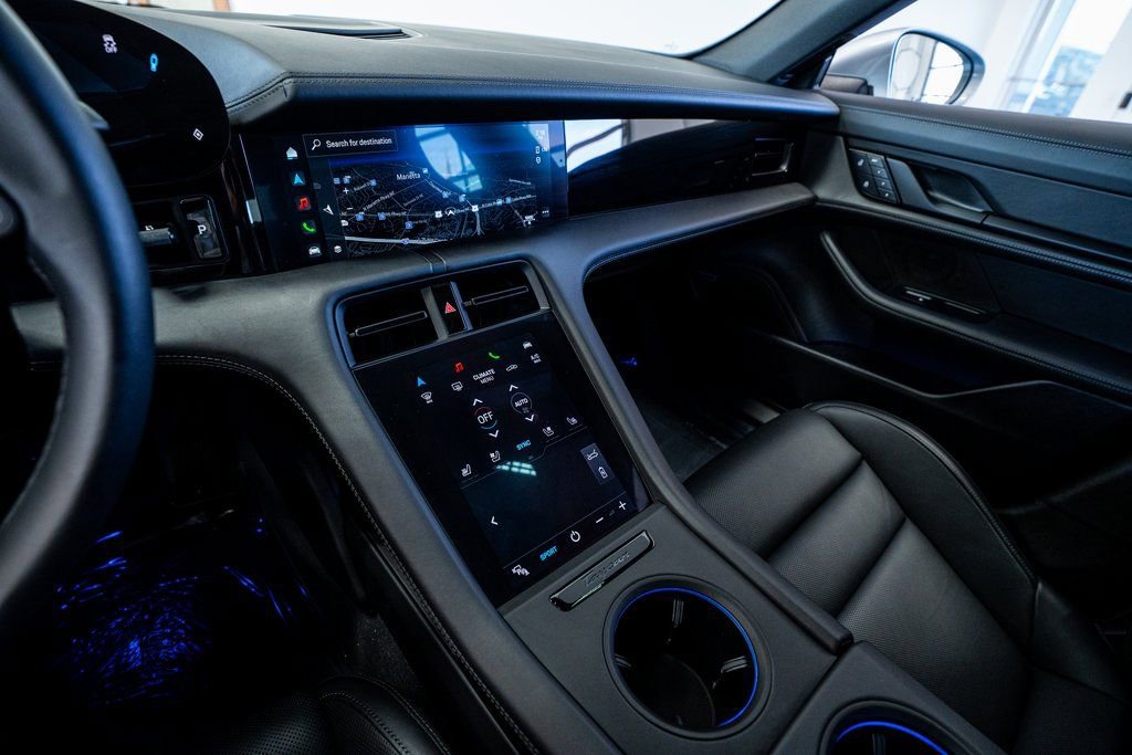 Used 2024 Porsche Taycan image 42