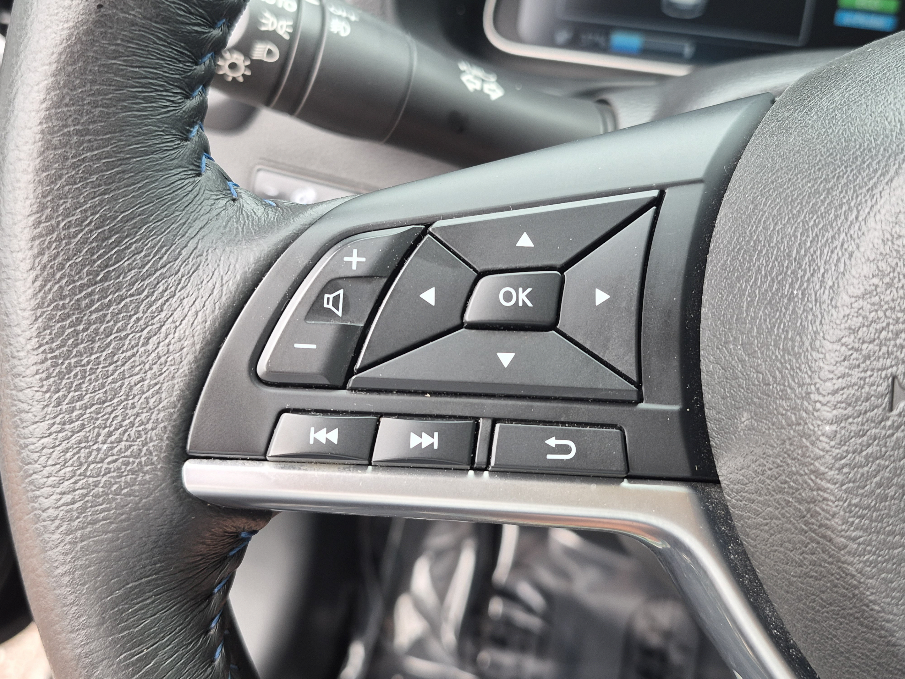 Used 2023 Nissan Leaf SV Plus FWD image 29