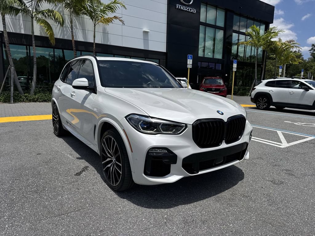 Used 2019 BMW X5 xDrive50i w/ M Sport Package AWD/4WD image 7