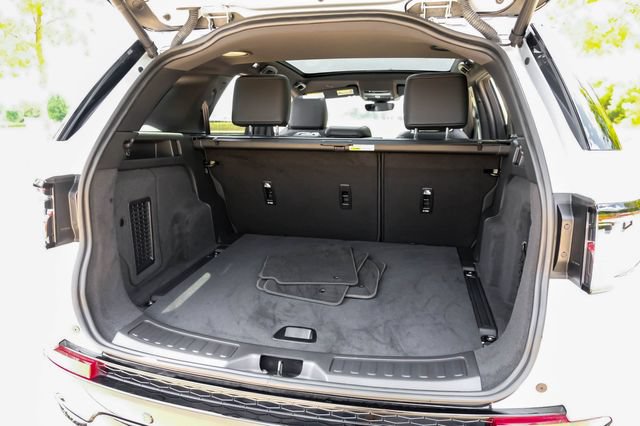 Used 2026 Land Rover Discovery Sport Landmark AWD/4WD image 60