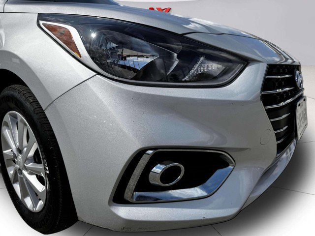 Used 2022 Hyundai Accent SEL image 10