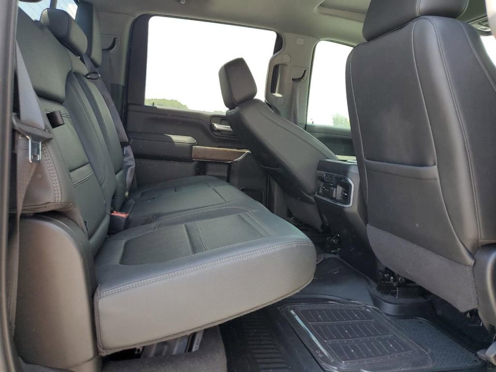 Used 2021 GMC Sierra 2500 Denali w/ Denali Ultimate Package image 10