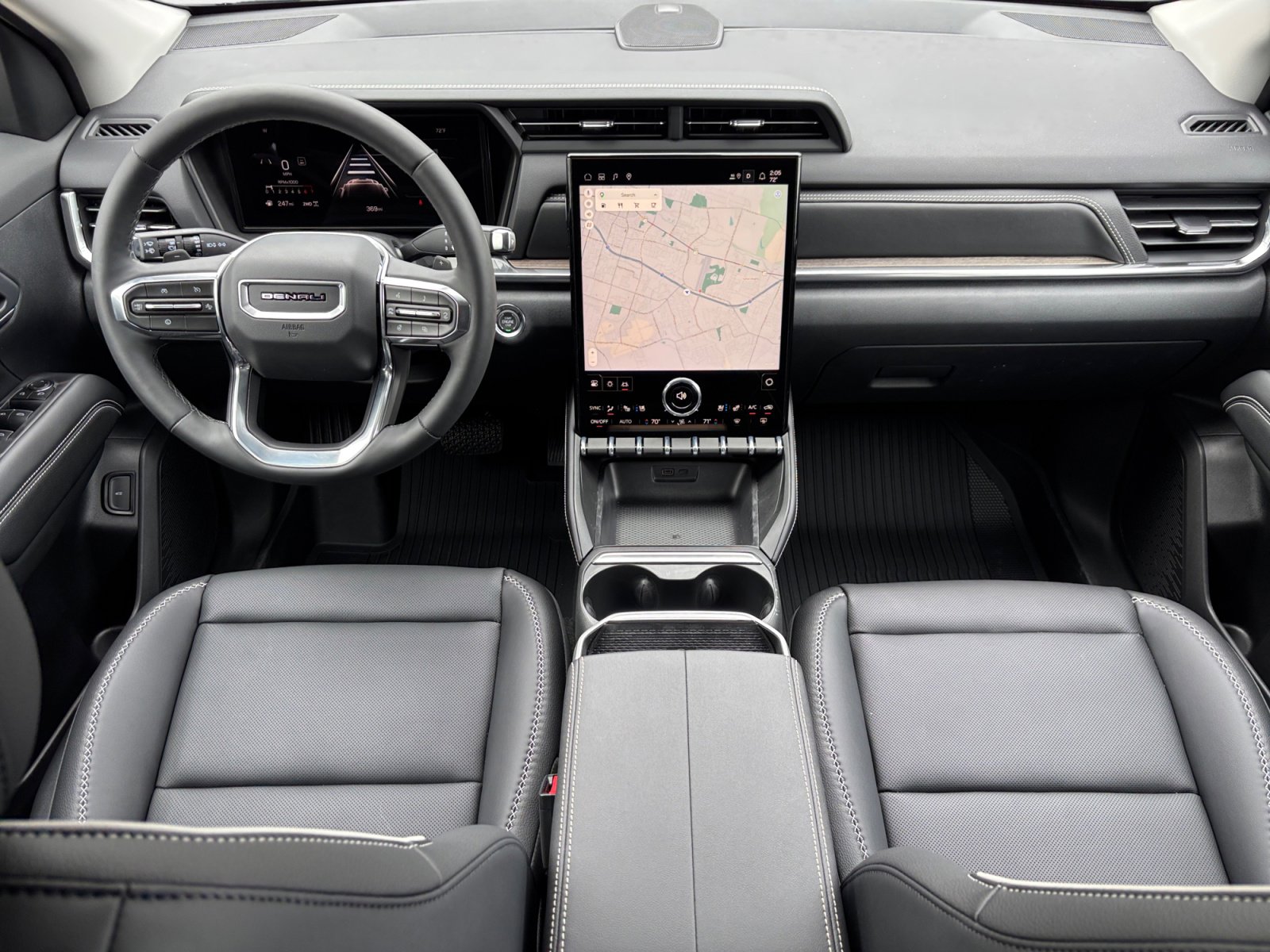 Used 2026 GMC Terrain Denali w/ LPO, Floor Liner Package image 3