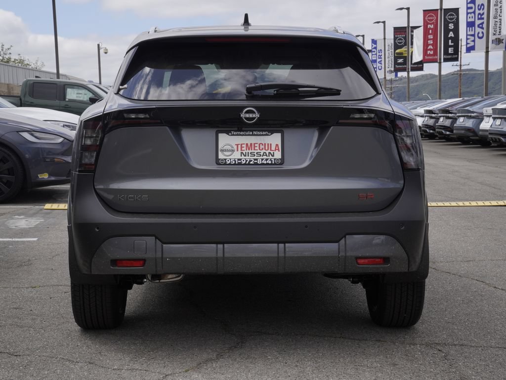 New 2026 Nissan Kicks SR FWD image 5