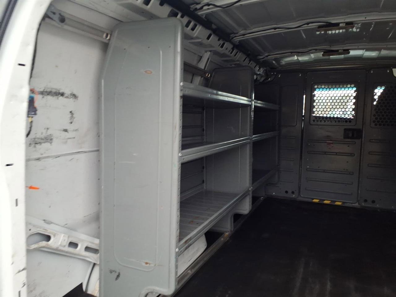Used 2015 GMC Savana 2500 RWD image 15