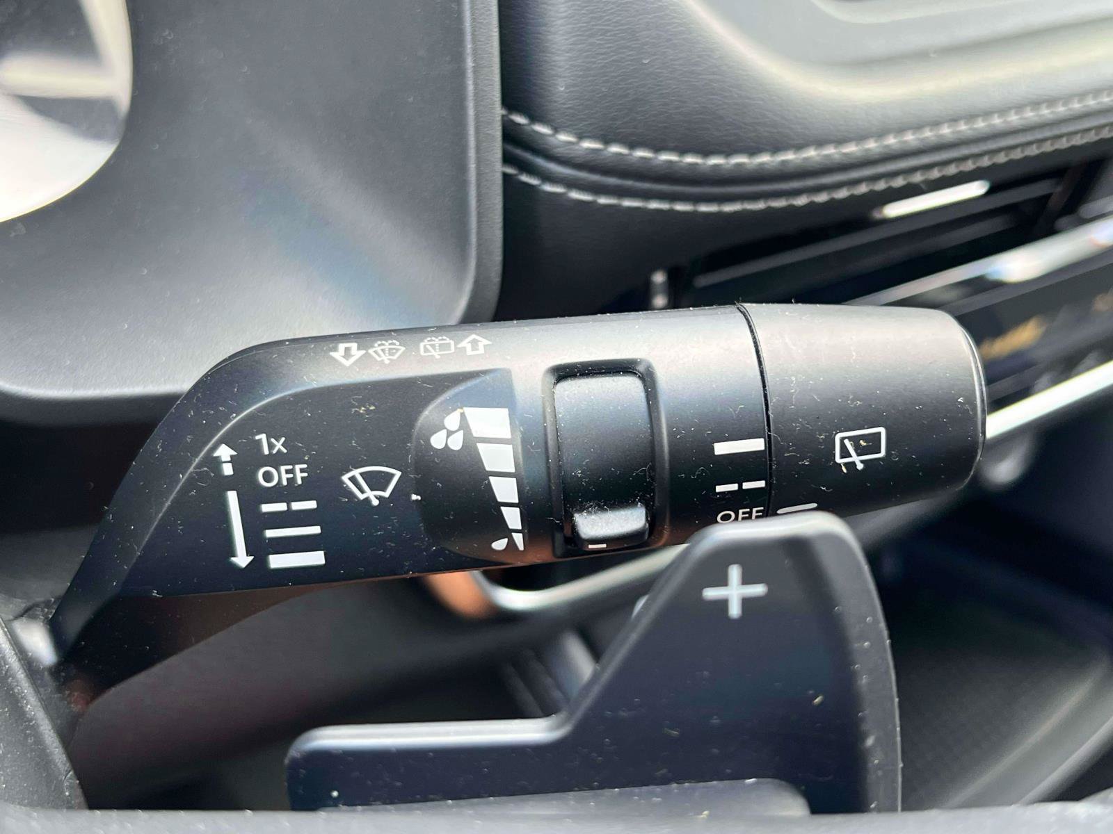Used 2023 Nissan Rogue SL AWD/4WD image 13