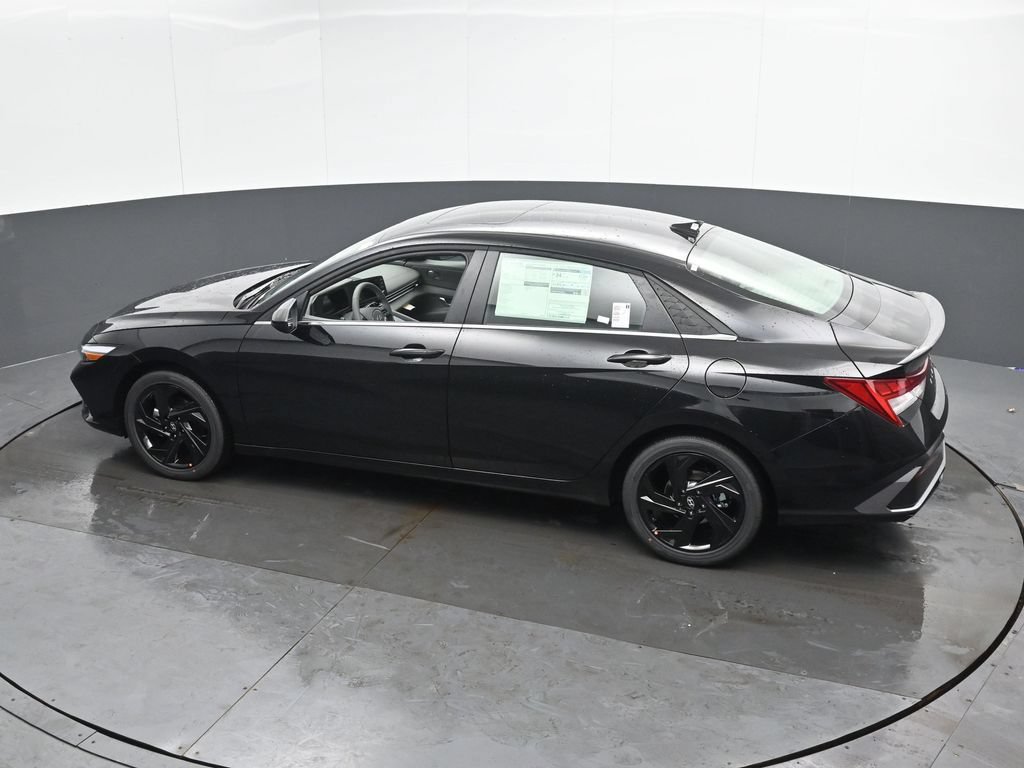 New 2026 Hyundai Elantra SEL Sport Premium FWD image 42