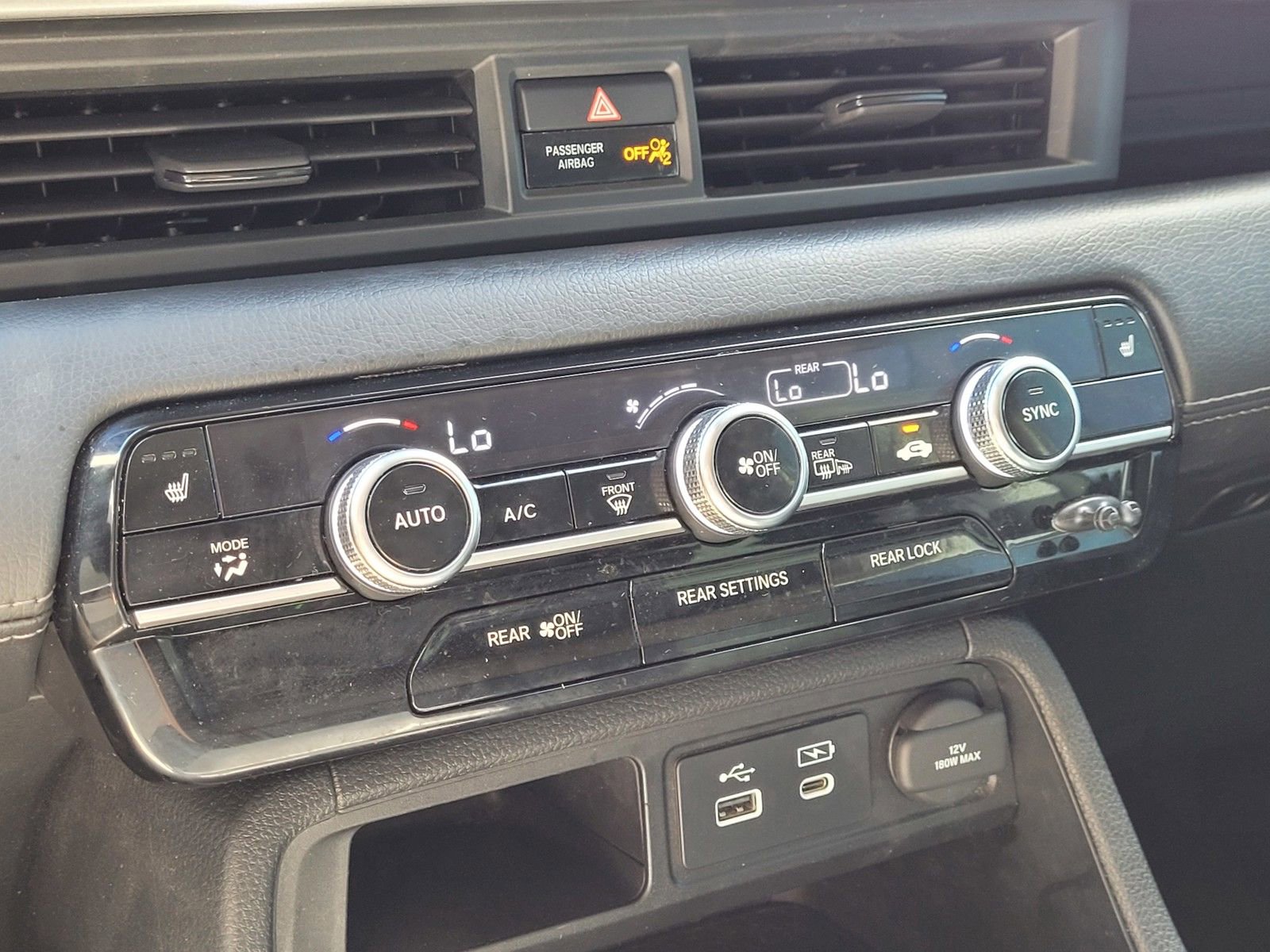 Used 2023 Honda Pilot Touring image 25