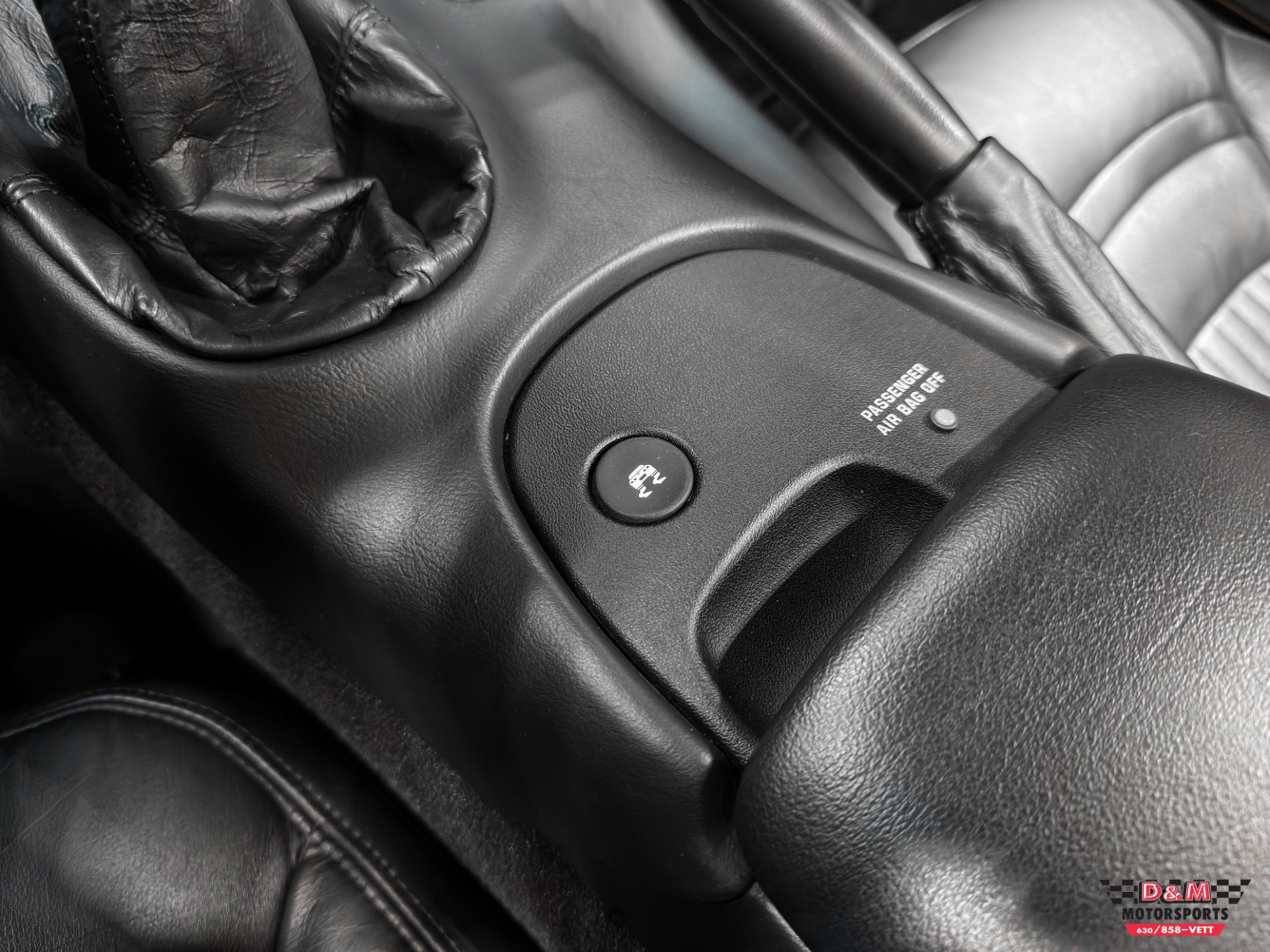 Used 2000 Chevrolet Corvette Convertible image 21