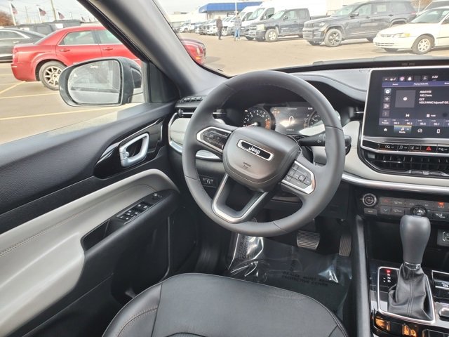 Certified 2023 Jeep Compass Limited image 7