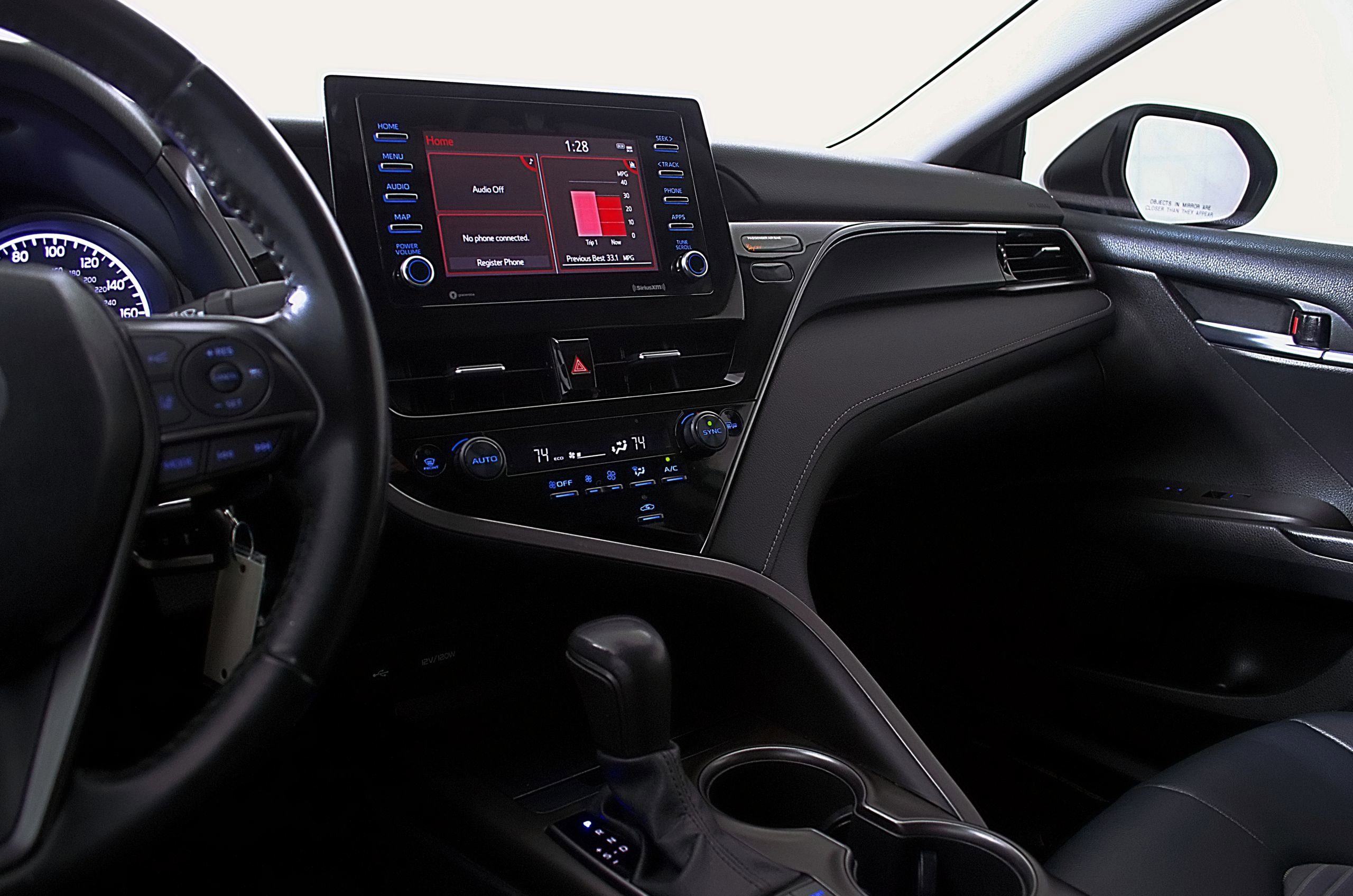 Used 2023 Toyota Camry SE image 27