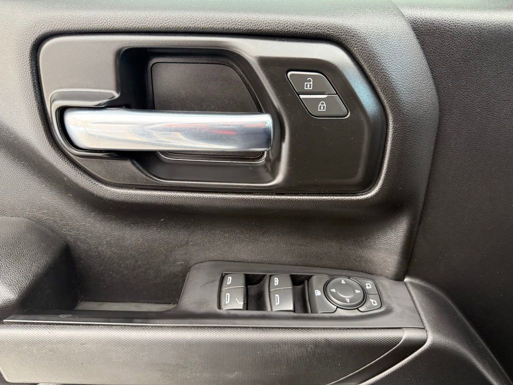 Used 2022 Chevrolet Silverado 1500 Custom image 32