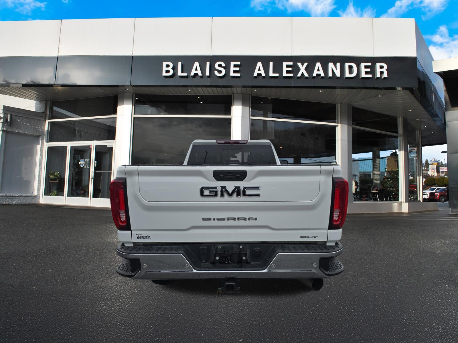Used 2022 GMC Sierra 2500 SLT w/ SLT Premium Package AWD/4WD video 4