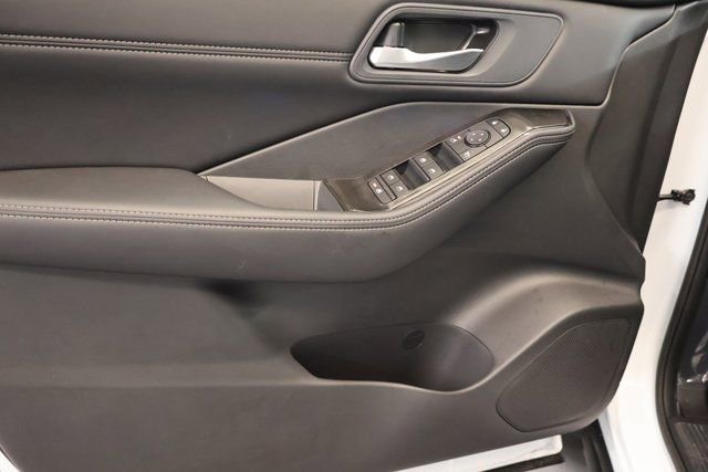 New 2026 Nissan Rogue SV w/ SV Premium Package image 9