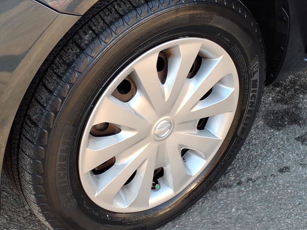 Used 2015 Nissan Versa S Plus image 10