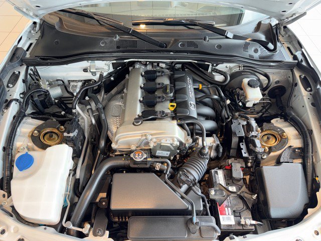 Used 2019 MAZDA MX-5 Miata Grand Touring RWD image 25