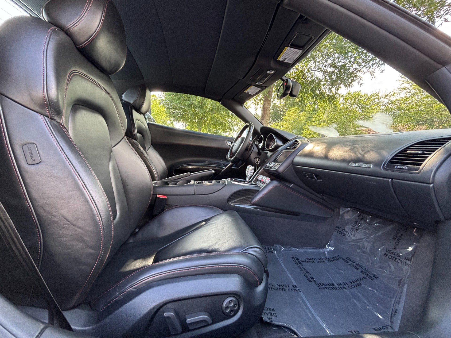 Used 2011 Audi R8 V10 AWD/4WD image 30