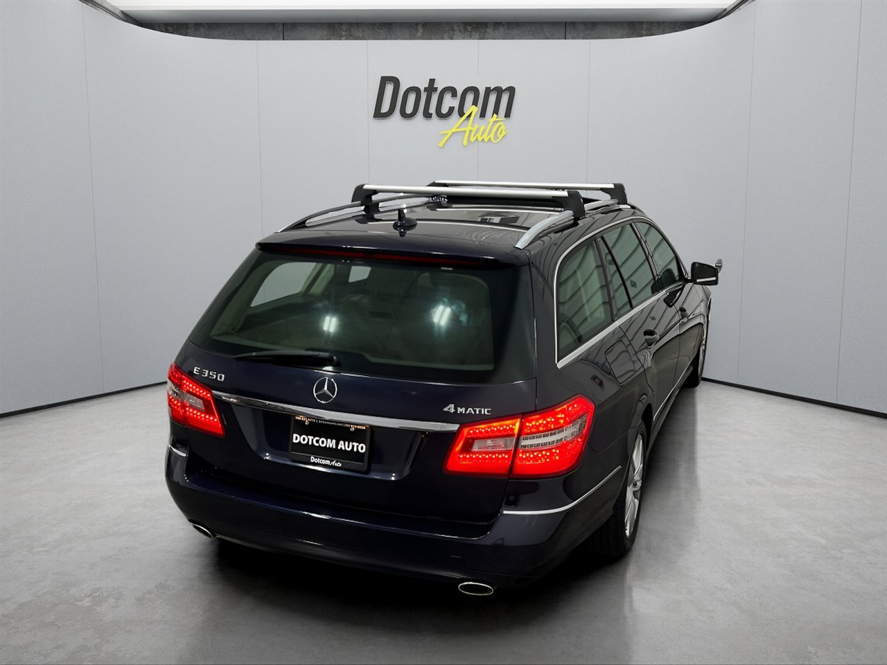 Used 2011 Mercedes-Benz E 350 4MATIC Wagon image 10