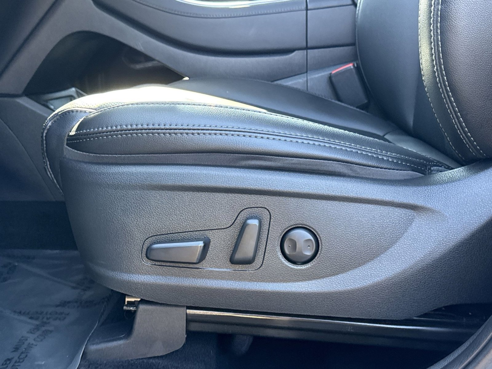 Certified 2023 Hyundai Santa Fe SEL w/ Premium Package image 14