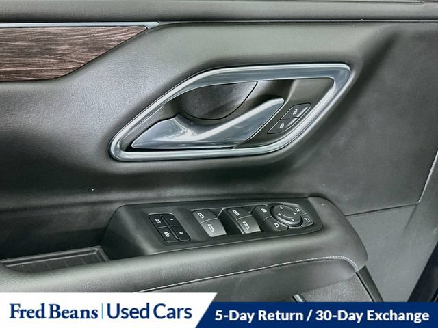 Used 2023 Chevrolet Suburban LT w/ LT Signature Plus Package AWD/4WD image 25