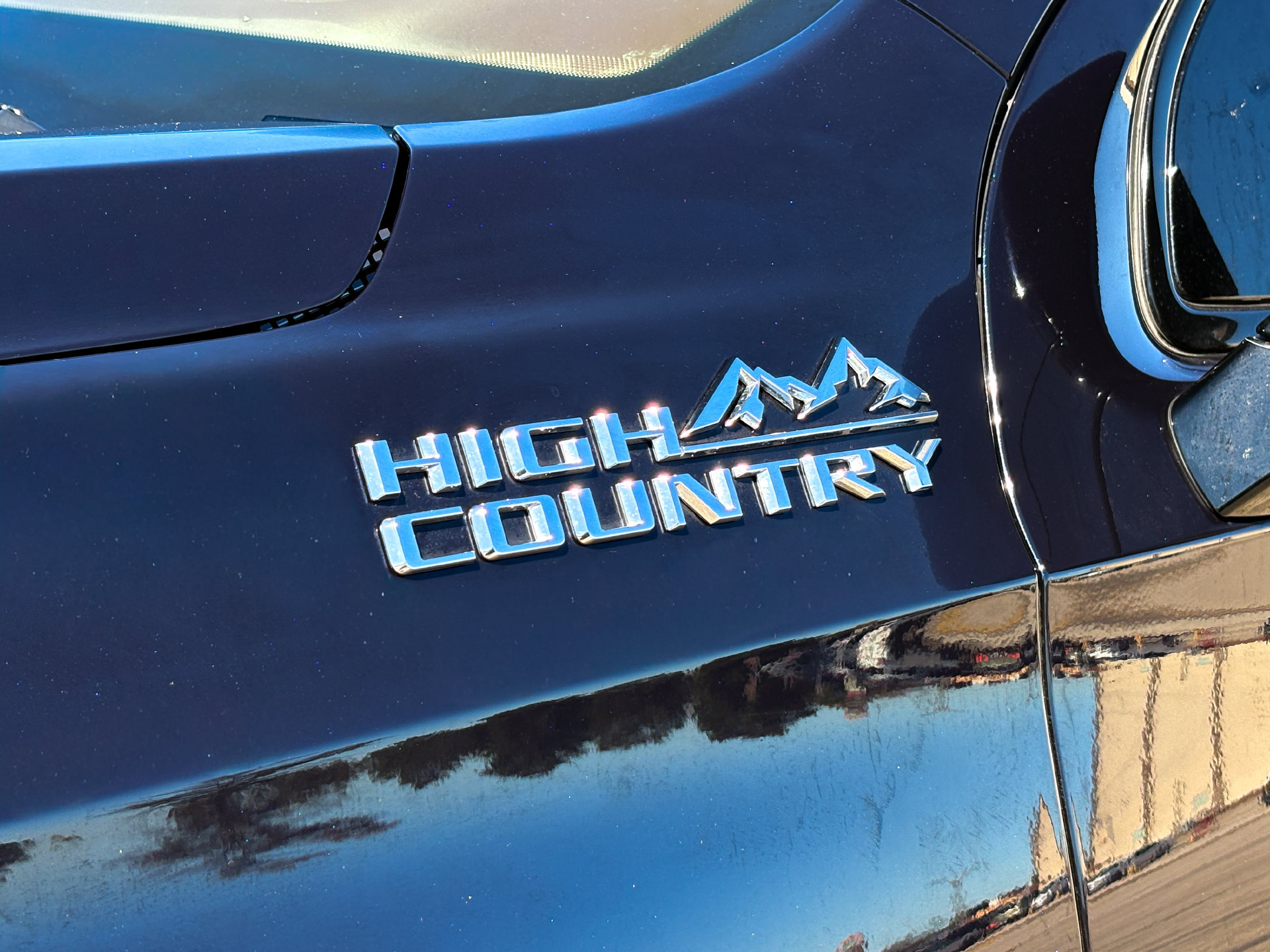 Used 2021 Chevrolet Tahoe High Country RWD image 5