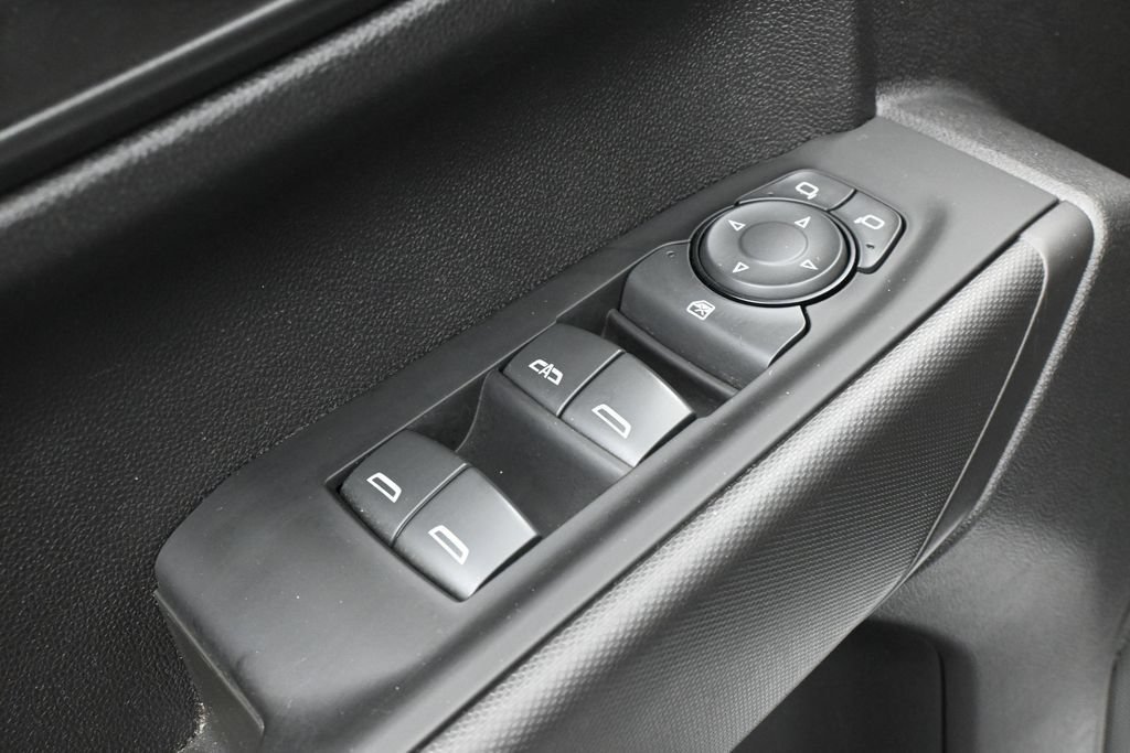 Used 2022 Chevrolet Silverado 1500 Custom RWD image 14