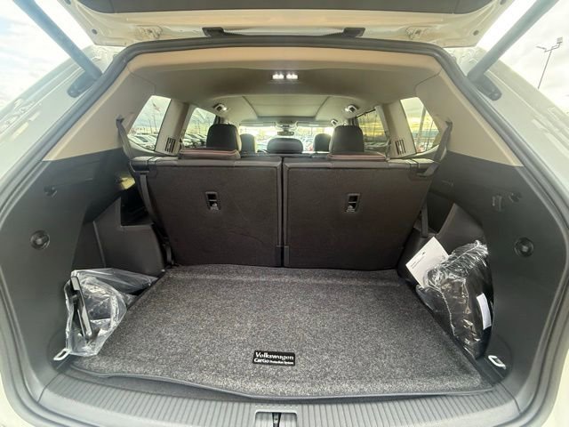 New 2026 Volkswagen Atlas Peak Edition image 23