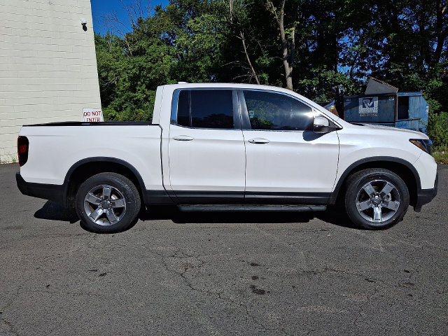 Certified 2025 Honda Ridgeline RTL image 8