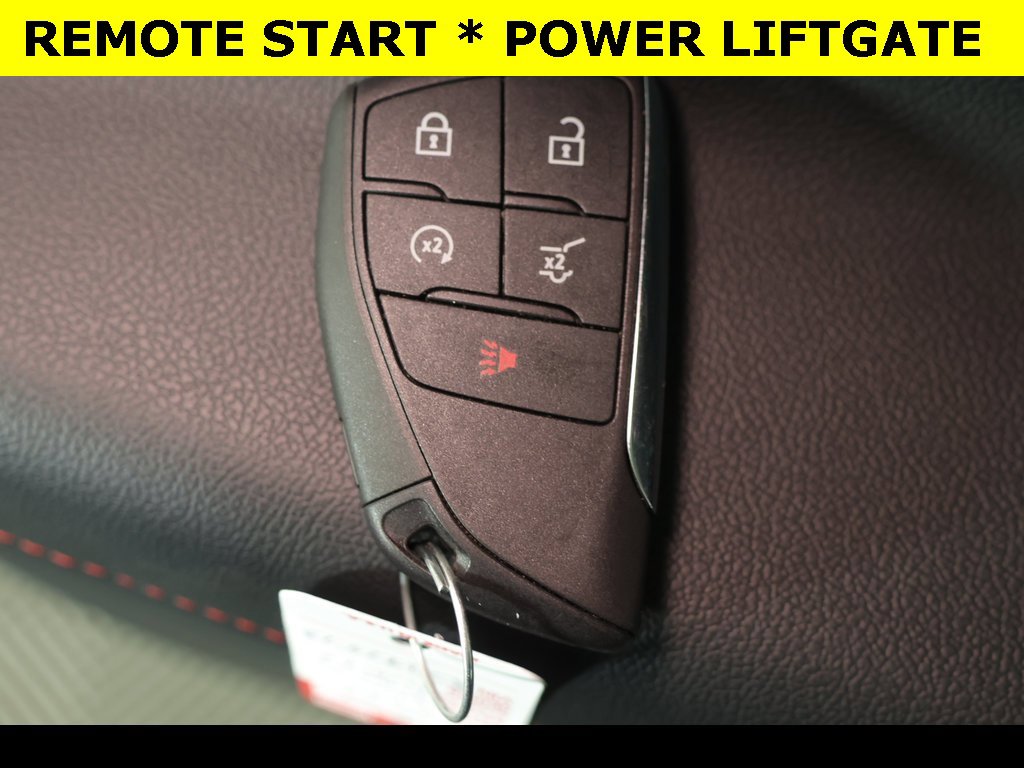 Used 2024 Chevrolet Traverse RS w/ LPO, Floor Liner Package image 7