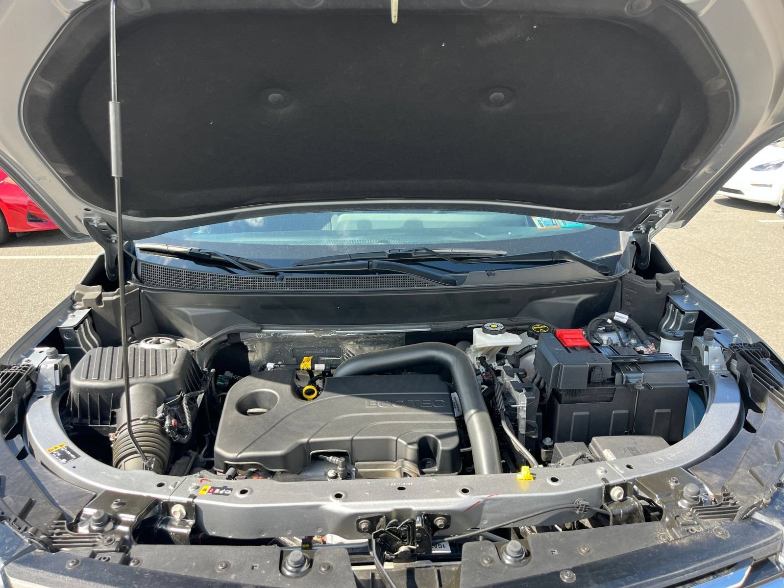 Used 2025 Chevrolet Equinox LT FWD image 32