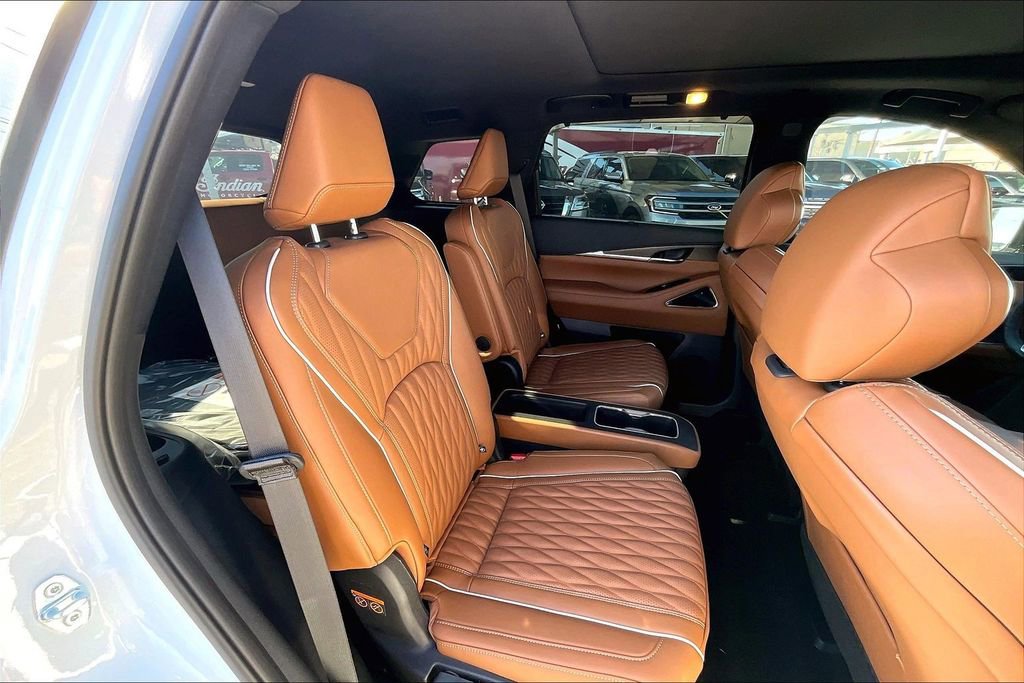 New 2026 INFINITI QX60 Autograph w/ Dark Cargo Package image 18