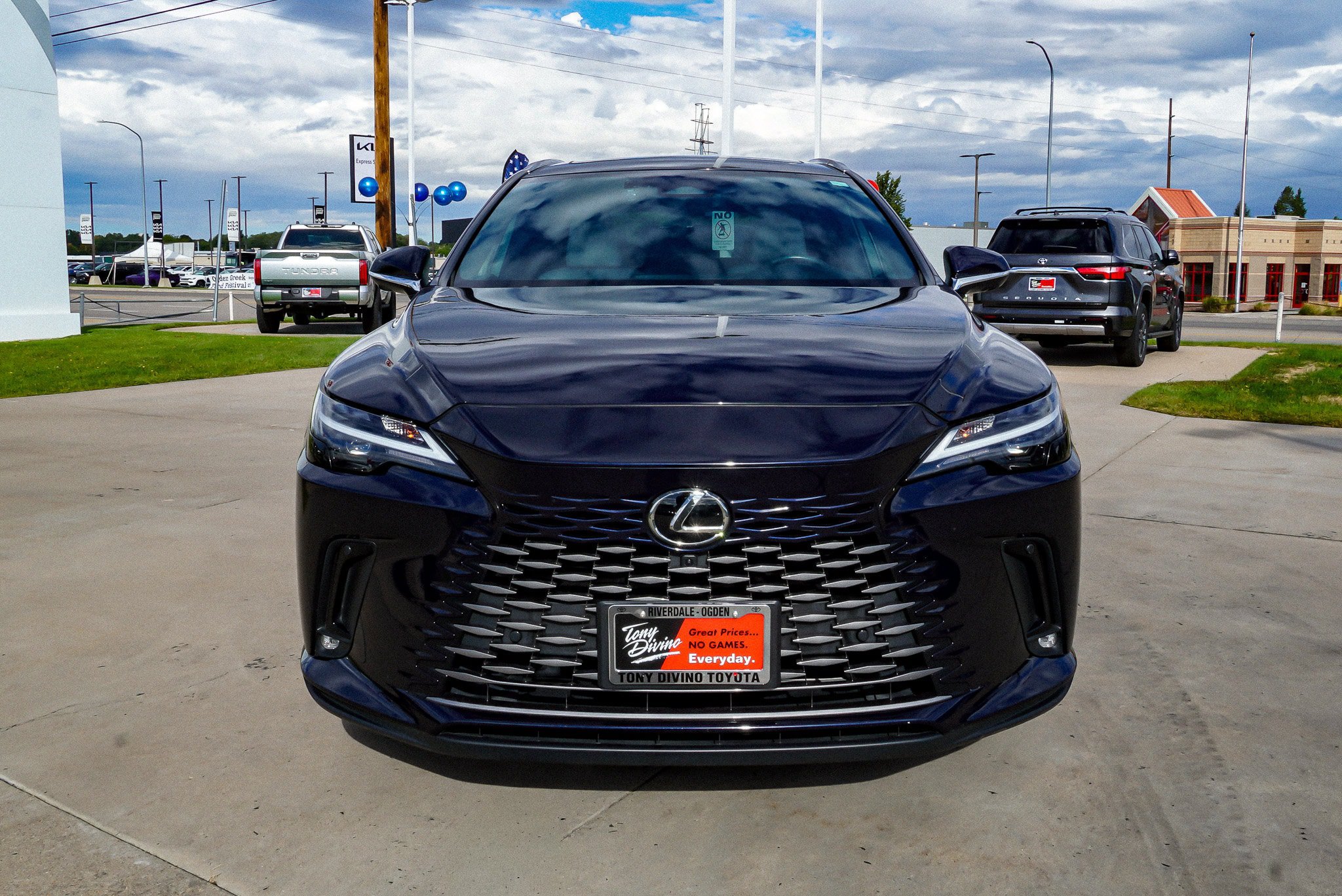 Used 2023 Lexus RX 350 Premium w/ Cold Area Package AWD/4WD image 3