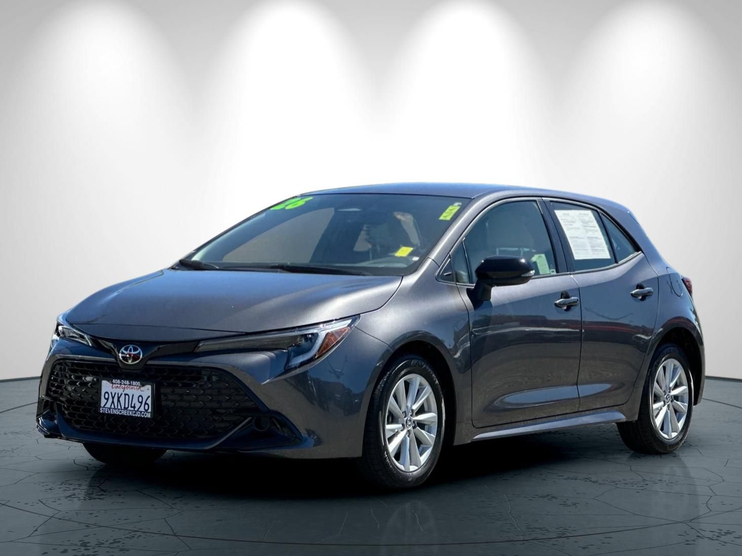 Used 2026 Toyota Corolla SE FWD image 8