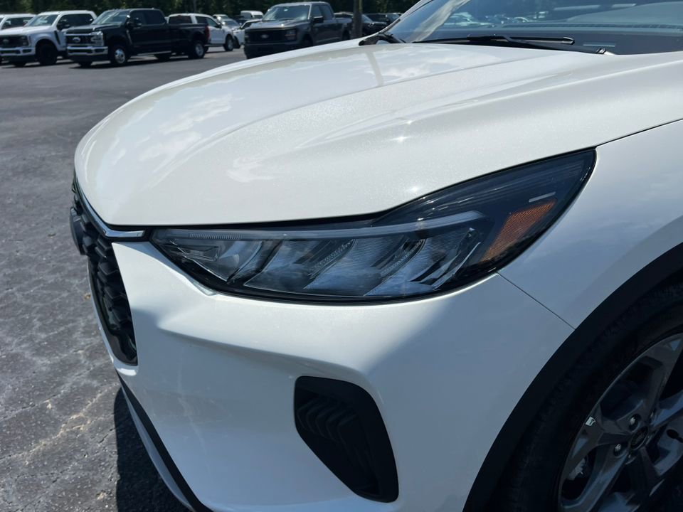 New 2025 Ford Escape ST-Line w/ Tech Pack #1 image 10