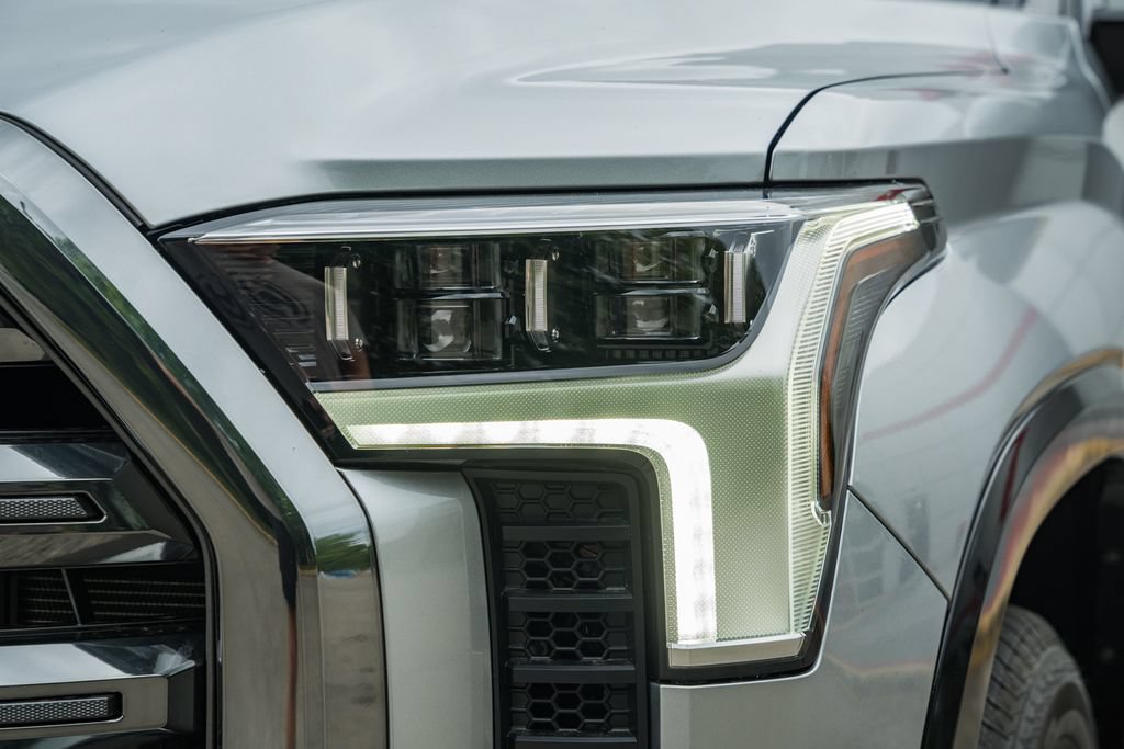 New 2026 Toyota Tundra Platinum AWD/4WD image 12