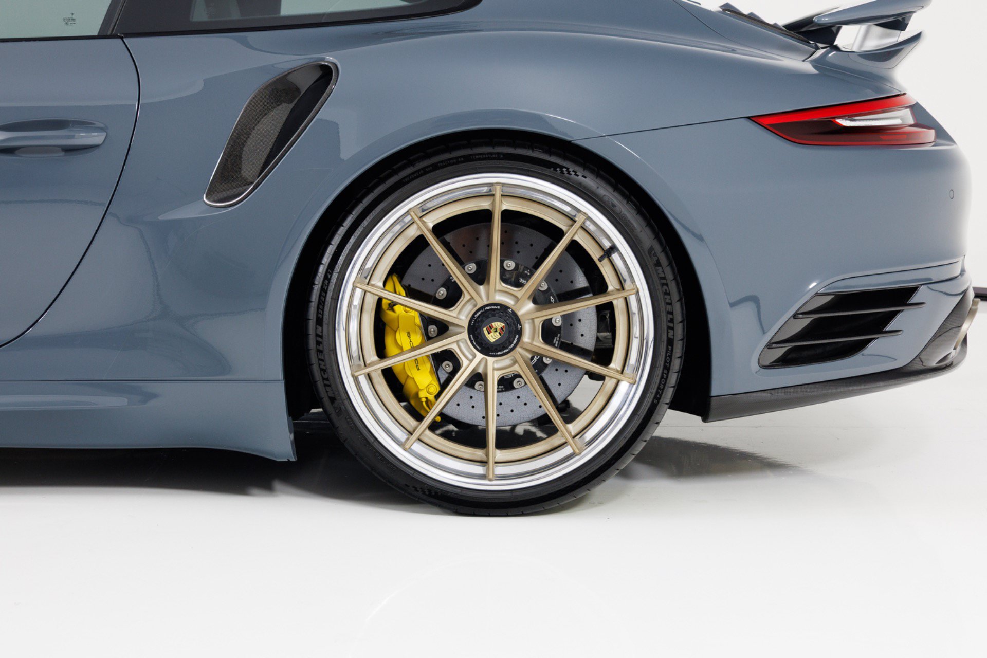 Used 2017 Porsche 911 Turbo S AWD/4WD image 11